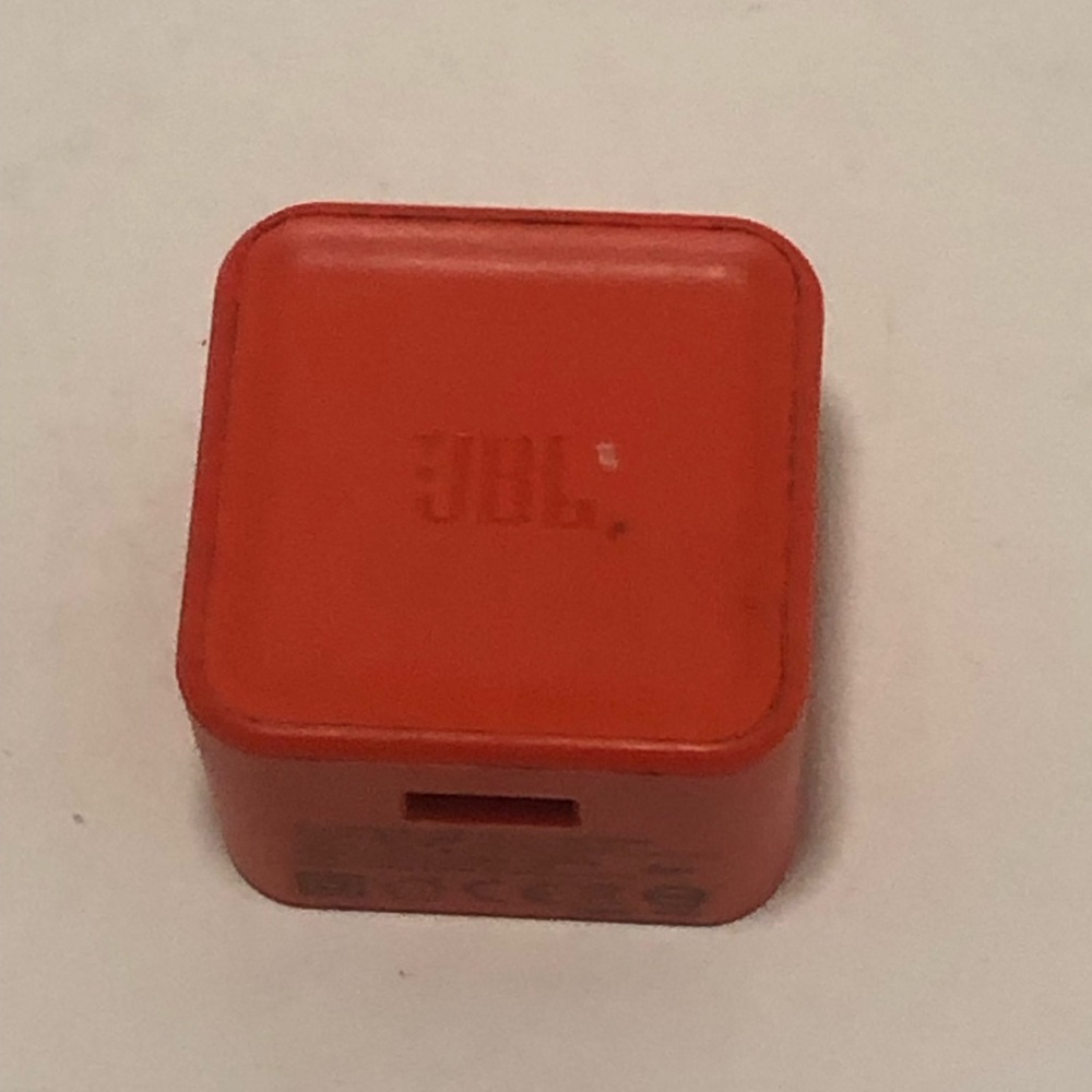 JBL Vibrant Orange Charging block